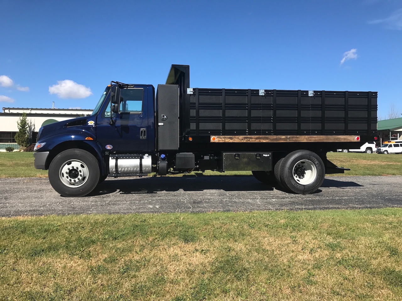 Landscaping Dump Truck To Seasonal, Landscape Dump Truck