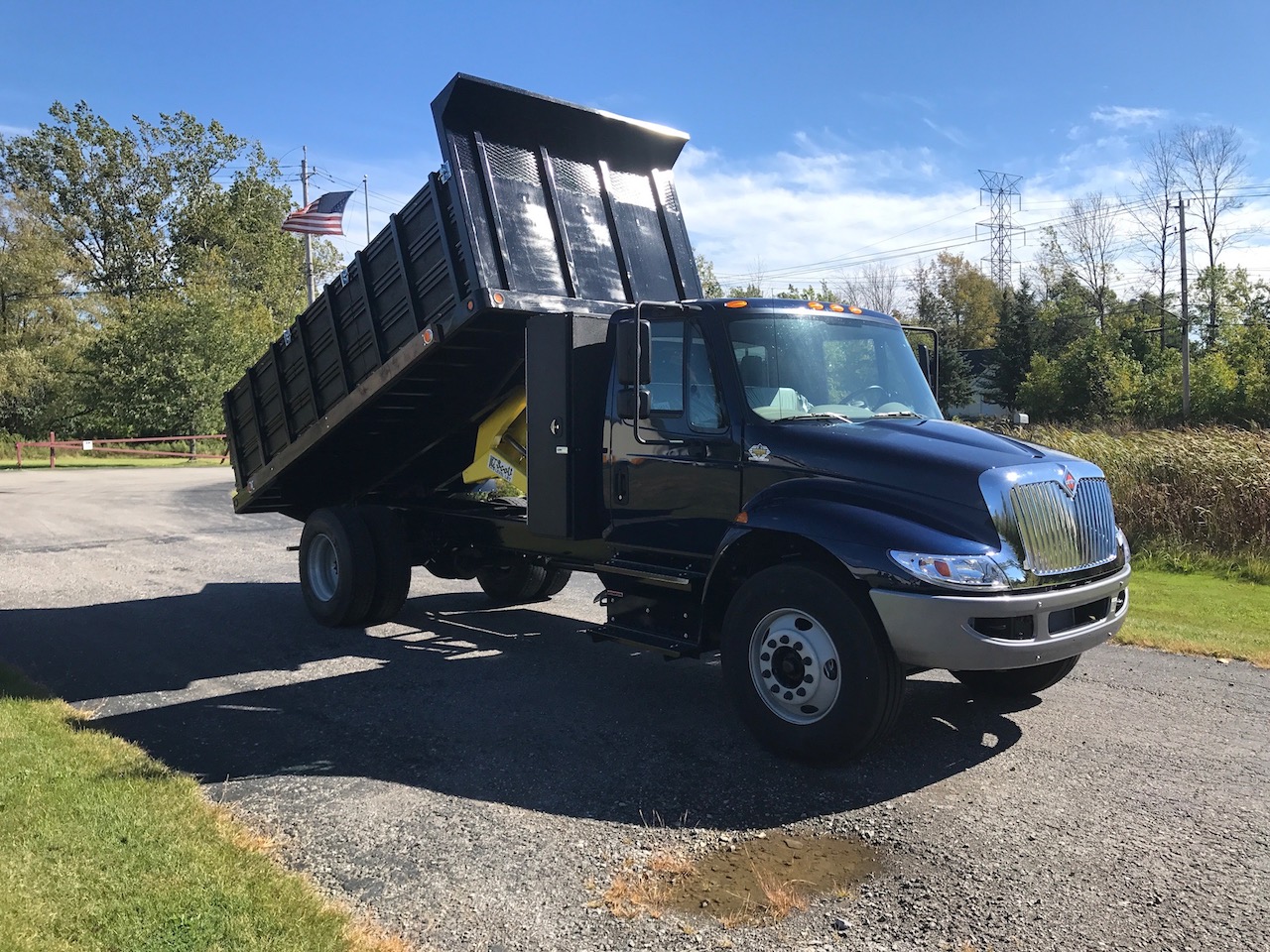 Seaonsal Landscaping - Dump Body - 3