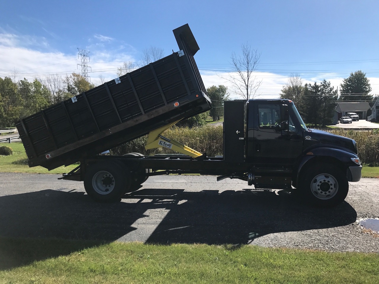Seaonsal Landscaping - Dump Body - 4