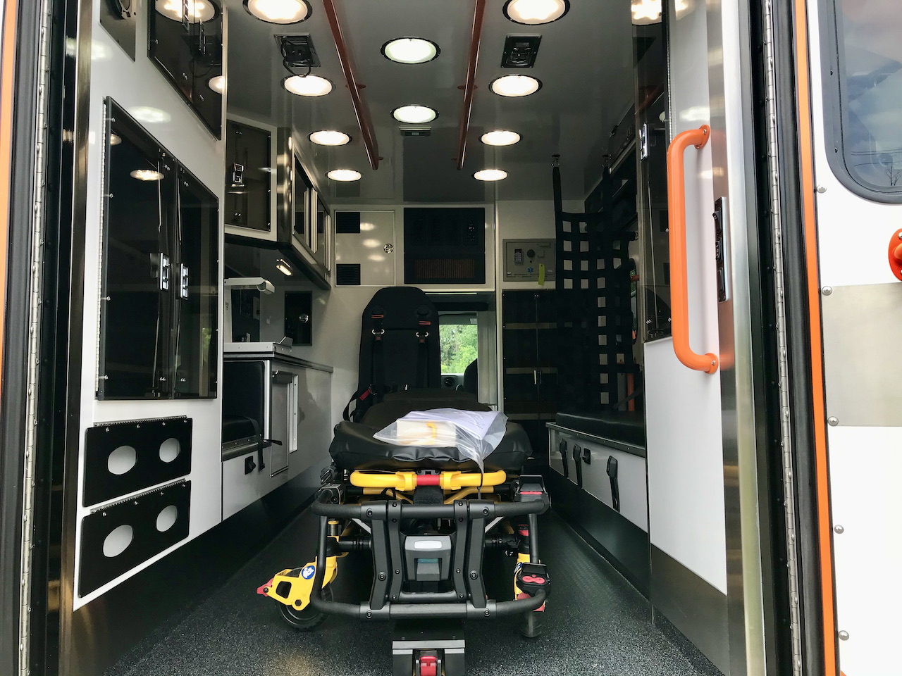 Seneca-EMS-Medix-Ambulance-19