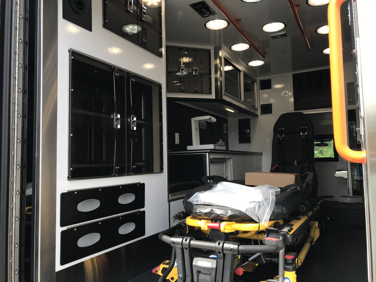 Seneca-EMS-Medix-Ambulance-17