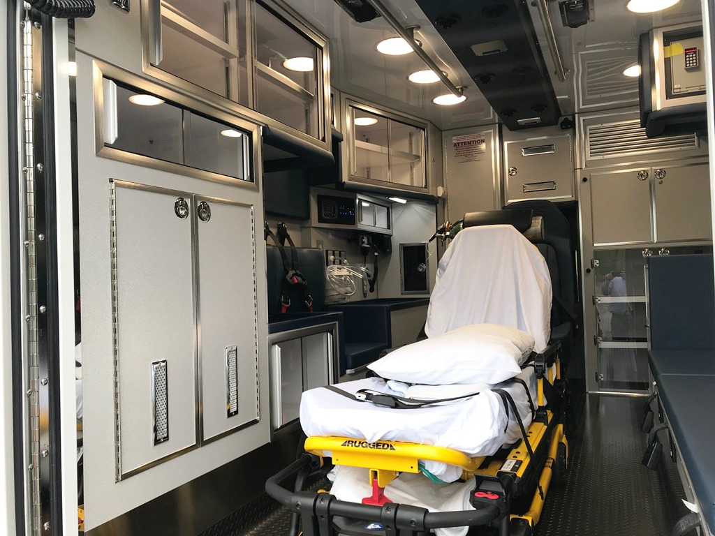 Middlesex-Life-Line-Ambulance-13