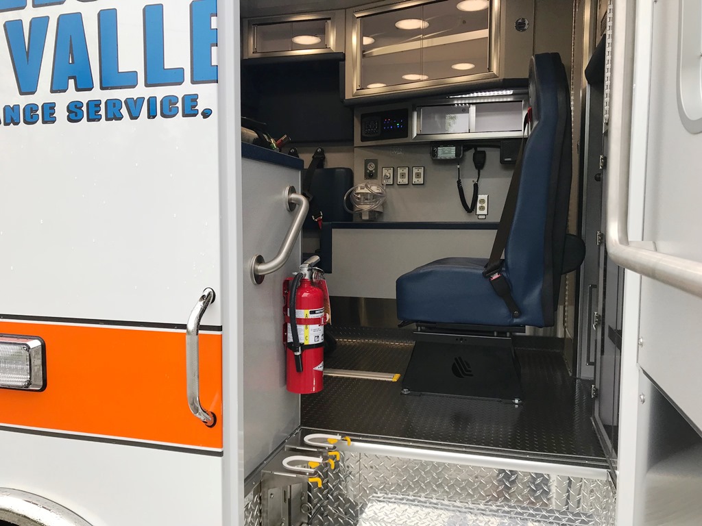 Middlesex-Life-Line-Ambulance-8