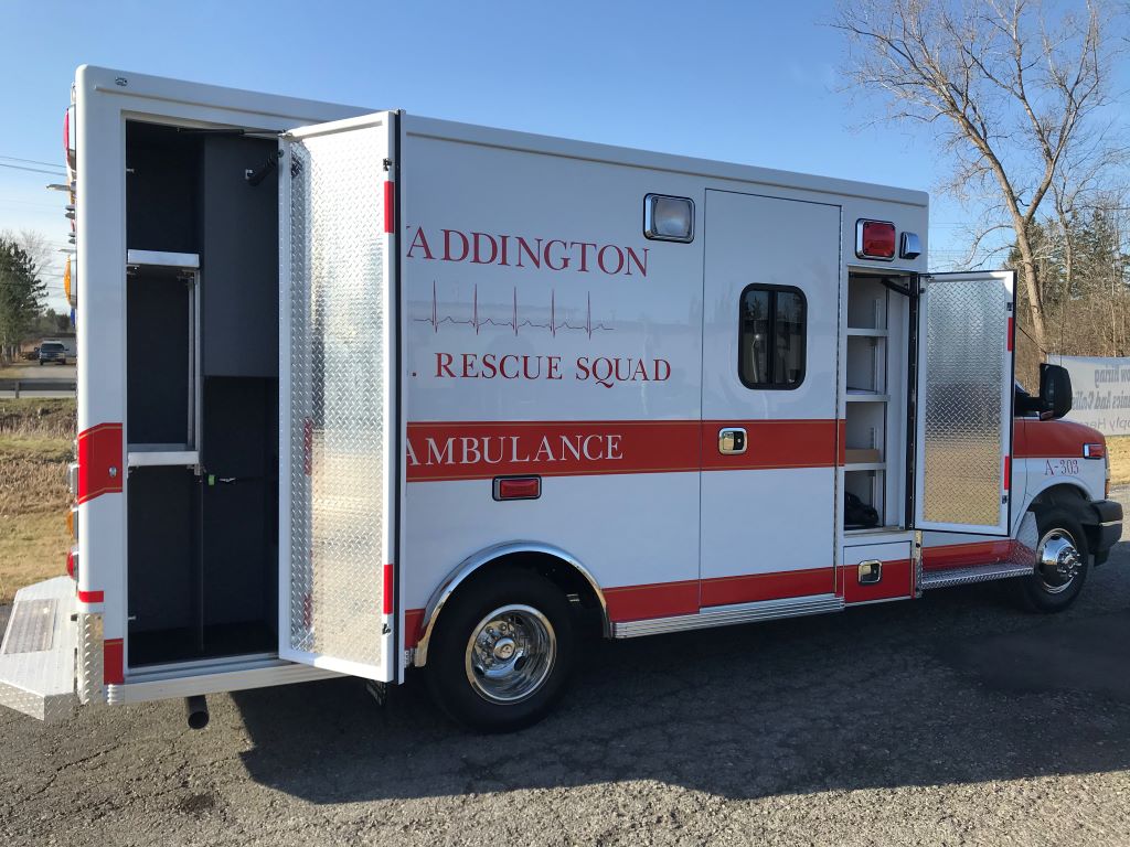 Waddington-Life-Line-Ambulance-12