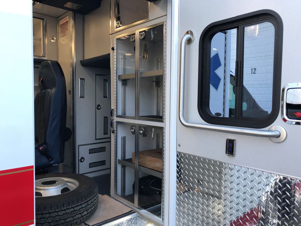 Waddington-Life-Line-Ambulance-18
