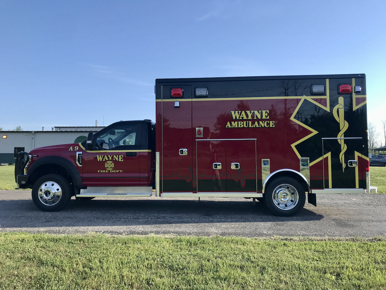 Wayne-Life-Line-Ambulance-1