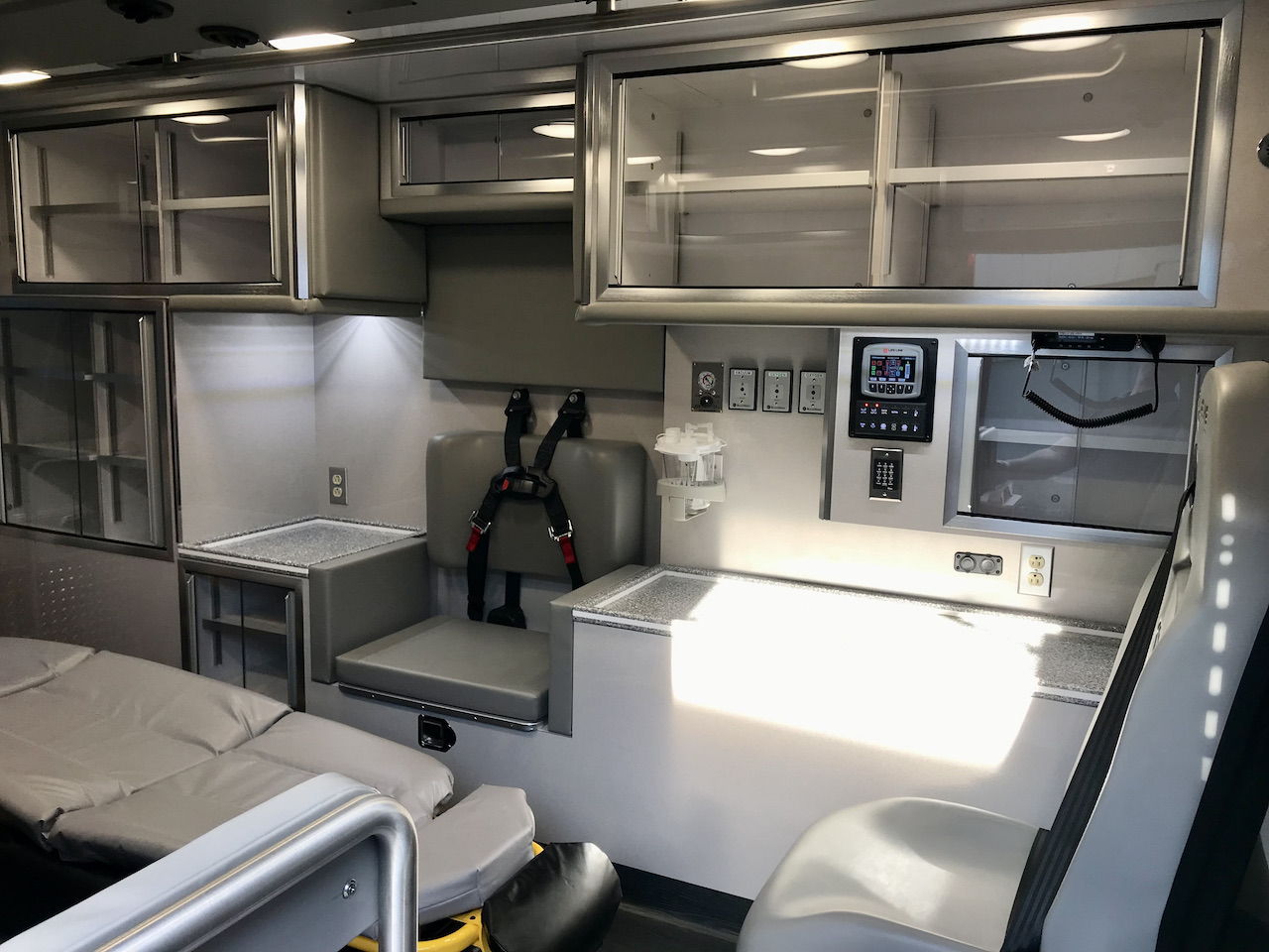 Wayne-Life-Line-Ambulance-23