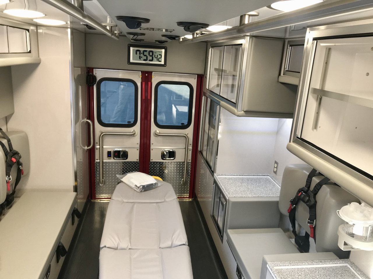 Wayne-Life-Line-Ambulance-24