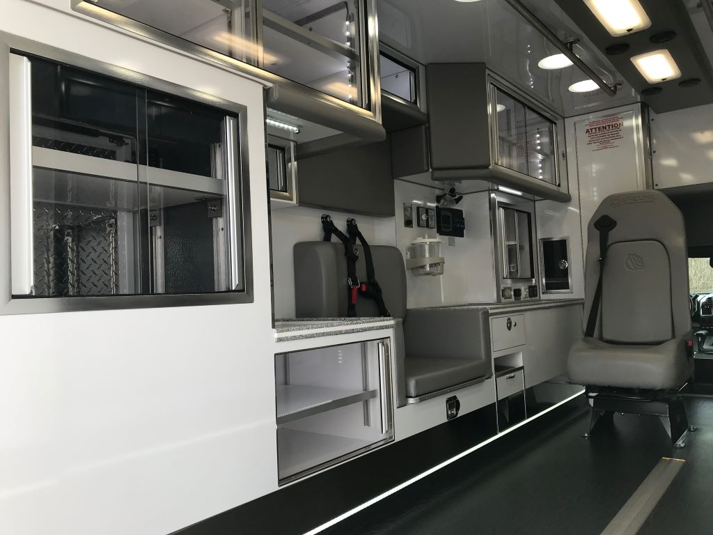 Woodhull-Life-Line-Ambulance-12