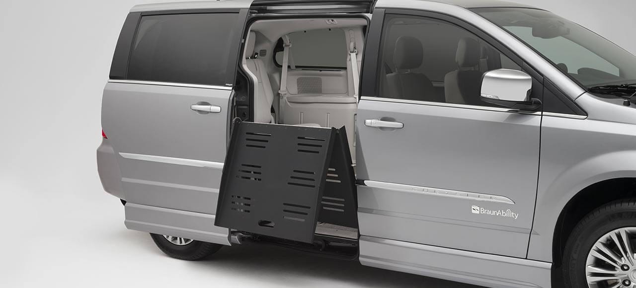 Wheelchair Van Feature Side Entry Foldout Ramp